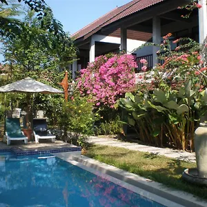 villa-molek.tophotelslangkawi.com/